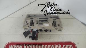 Gebruikte Display kantelmechaniek Audi A3 Prijs op aanvraag aangeboden door Gebr.Klein Gunnewiek Ho.BV