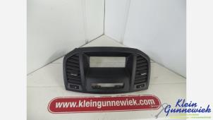 Gebruikte Luchtrooster Dashboard Opel Insignia Prijs op aanvraag aangeboden door Klein Gunnewiek Autodemontage & Motorentechniek