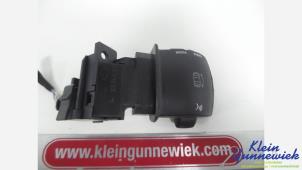 Gebruikte Radiobedienings paneel Renault Megane Prijs € 20,00 Margeregeling aangeboden door Klein Gunnewiek Autodemontage & Motorentechniek