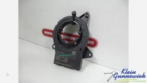 Gebruikte Gier sensor Renault Trafic Prijs € 30,00 Margeregeling aangeboden door Klein Gunnewiek Autodemontage & Motorentechniek