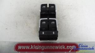 Gebruikte Combischakelaar ramen Audi Q2 Prijs € 25,00 Margeregeling aangeboden door Klein Gunnewiek Autodemontage & Motorentechniek