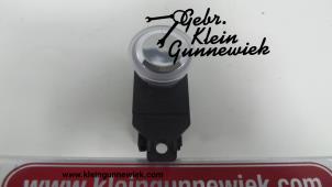 Gebruikte Start/Stop schakelaar Volkswagen Phaeton Prijs op aanvraag aangeboden door Gebr.Klein Gunnewiek Ho.BV
