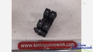 Gebruikte Schakelblok ruiten Skoda Fabia Prijs € 20,00 Margeregeling aangeboden door Klein Gunnewiek Autodemontage & Motorentechniek