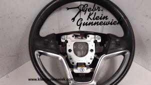Gebruikte Stuurwiel Opel Antara Prijs op aanvraag aangeboden door Gebr.Klein Gunnewiek Ho.BV