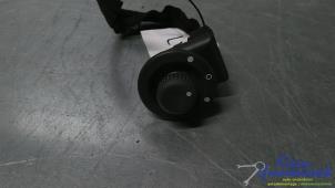 Gebruikte Schakelaar Spiegel Renault Clio Prijs op aanvraag aangeboden door Klein Gunnewiek Autodemontage & Motorentechniek