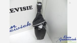 Gebruikte Versnellingspook Renault Trafic Prijs € 60,00 Margeregeling aangeboden door Klein Gunnewiek Autodemontage & Motorentechniek