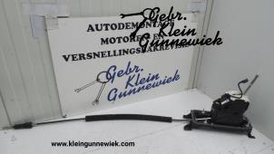 Gebruikte Versnellingspook Volkswagen T-Roc Prijs op aanvraag aangeboden door Gebr.Klein Gunnewiek Ho.BV