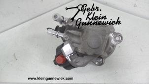 Gebruikte Brandstofpomp Mechanisch Kia Carens Prijs op aanvraag aangeboden door Gebr.Klein Gunnewiek Ho.BV
