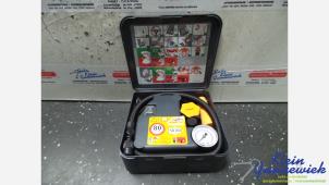 Gebruikte Compressor Ford Focus Prijs op aanvraag aangeboden door Klein Gunnewiek Autodemontage & Motorentechniek