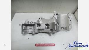 Gebruikte Dynamosteun onder Dacia Logan Prijs op aanvraag aangeboden door Klein Gunnewiek Autodemontage & Motorentechniek