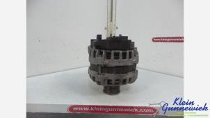 Gebruikte Dynamo Renault Captur Prijs € 75,00 Margeregeling aangeboden door Klein Gunnewiek Autodemontage & Motorentechniek