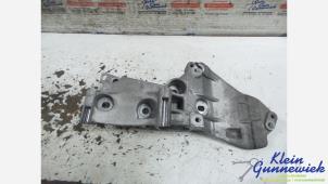 Gebruikte Dynamosteun onder Renault Megane Prijs op aanvraag aangeboden door Klein Gunnewiek Autodemontage & Motorentechniek