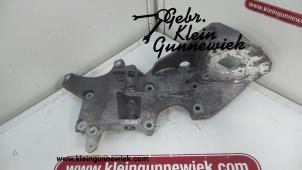 Gebruikte Dynamosteun onder Volkswagen Tiguan Prijs op aanvraag aangeboden door Gebr.Klein Gunnewiek Ho.BV