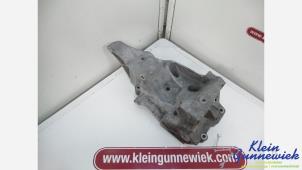 Gebruikte Dynamosteun onder BMW 1-Serie Prijs € 40,00 Margeregeling aangeboden door Klein Gunnewiek Autodemontage & Motorentechniek