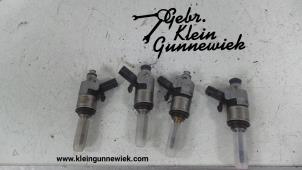 Gebruikte Injector (benzine injectie) Audi A5 Prijs € 225,00 Margeregeling aangeboden door Gebr.Klein Gunnewiek Ho.BV