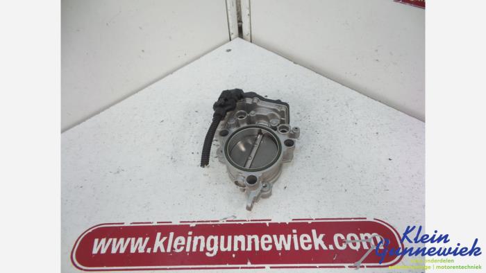 Gebruikte Gasklephuis BMW 7-Serie Prijs € 20,00 Margeregeling aangeboden door Klein Gunnewiek Autodemontage & Motorentechniek