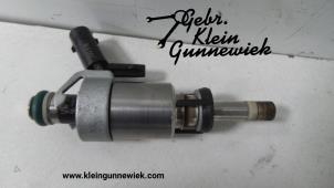 Gebruikte Injector (benzine injectie) Volkswagen Arteon Prijs € 75,00 Margeregeling aangeboden door Gebr.Klein Gunnewiek Ho.BV