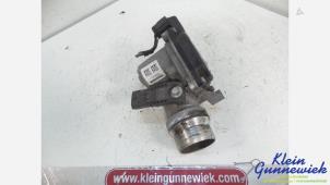 Gebruikte Gasklephuis Renault Megane Prijs € 25,00 Margeregeling aangeboden door Klein Gunnewiek Autodemontage & Motorentechniek