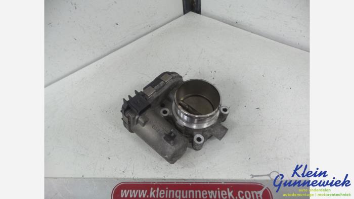 Gebruikte Gasklephuis Ford Focus Prijs € 50,00 Margeregeling aangeboden door Klein Gunnewiek Autodemontage & Motorentechniek