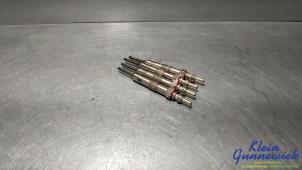 Gebruikte Gloeikaars Renault Clio Prijs op aanvraag aangeboden door Klein Gunnewiek Autodemontage & Motorentechniek