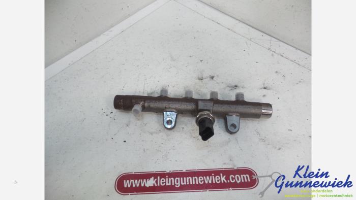Gebruikte Verstuiver brug Renault Kangoo Prijs € 76,00 Margeregeling aangeboden door Klein Gunnewiek Autodemontage & Motorentechniek