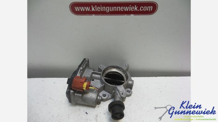 Gebruikte Gasklephuis Opel Insignia Prijs € 15,00 Margeregeling aangeboden door Klein Gunnewiek Autodemontage & Motorentechniek