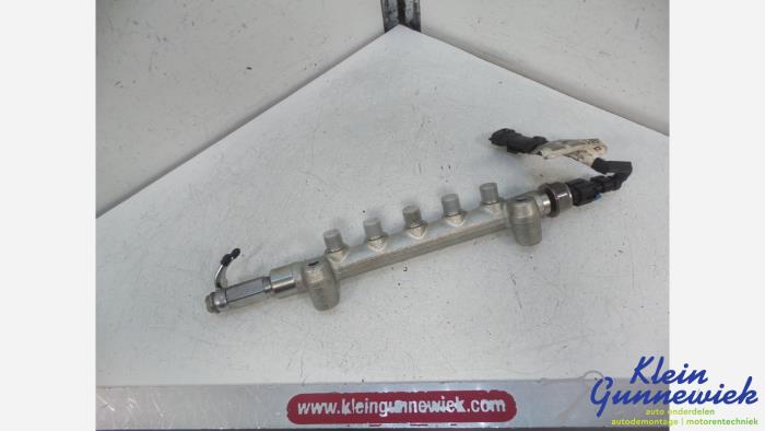 Gebruikte Verstuiver brug Opel Zafira Prijs € 33,00 Margeregeling aangeboden door Klein Gunnewiek Autodemontage & Motorentechniek