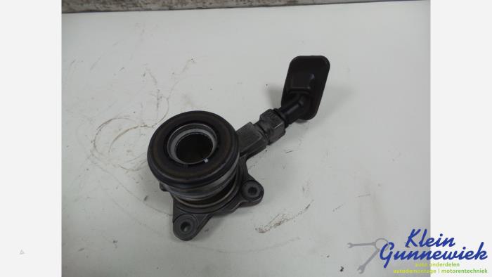 Gebruikte Koppeling Hulp Cilinder Ford Kuga Prijs € 35,00 Margeregeling aangeboden door Klein Gunnewiek Autodemontage & Motorentechniek