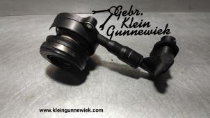 Gebruikte Koppeling Hulp Cilinder Ford C-Max Prijs op aanvraag aangeboden door Gebr.Klein Gunnewiek Ho.BV