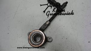 Gebruikte Koppeling Hulp Cilinder Renault Laguna Prijs op aanvraag aangeboden door Gebr.Klein Gunnewiek Ho.BV