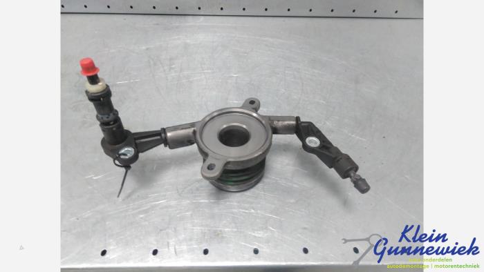 Gebruikte Koppeling Hulp Cilinder Volkswagen Crafter Prijs € 72,00 Margeregeling aangeboden door Klein Gunnewiek Autodemontage & Motorentechniek