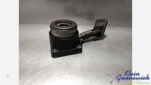 Gebruikte Koppeling Hulp Cilinder Ford Mondeo Prijs op aanvraag aangeboden door Klein Gunnewiek Autodemontage & Motorentechniek