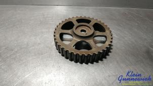 Gebruikte Nokkenas Tandwiel Renault Twingo Prijs op aanvraag aangeboden door Klein Gunnewiek Autodemontage & Motorentechniek