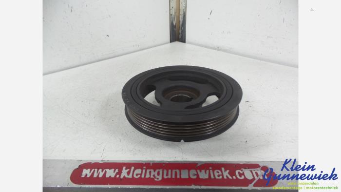 Gebruikte Poelie Krukas Opel Karl Prijs € 30,00 Margeregeling aangeboden door Klein Gunnewiek Autodemontage & Motorentechniek