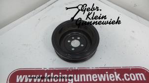 Gebruikte Poelie Krukas Volkswagen Caddy Prijs € 25,00 Margeregeling aangeboden door Gebr.Klein Gunnewiek Ho.BV