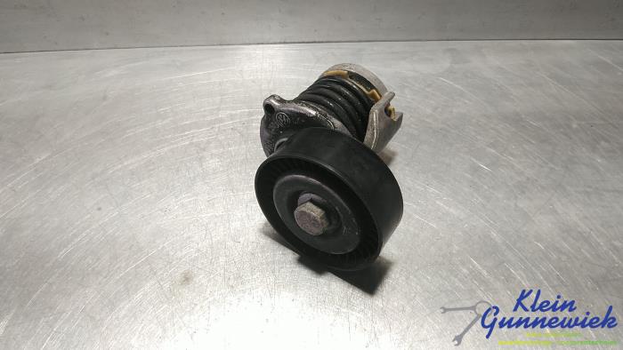 Gebruikte Spanrol Multiriem Volkswagen Passat Prijs € 25,00 Margeregeling aangeboden door Klein Gunnewiek Autodemontage & Motorentechniek