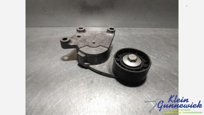 Gebruikte Spanrol Multiriem Ford Fiesta Prijs € 29,00 Margeregeling aangeboden door Klein Gunnewiek Autodemontage & Motorentechniek