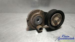 Gebruikte Spanrol Multiriem Opel Antara Prijs op aanvraag aangeboden door Klein Gunnewiek Autodemontage & Motorentechniek