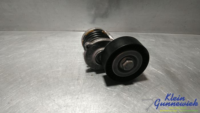 Gebruikte Spanrol Multiriem Seat Ibiza Prijs € 19,00 Margeregeling aangeboden door Klein Gunnewiek Autodemontage & Motorentechniek