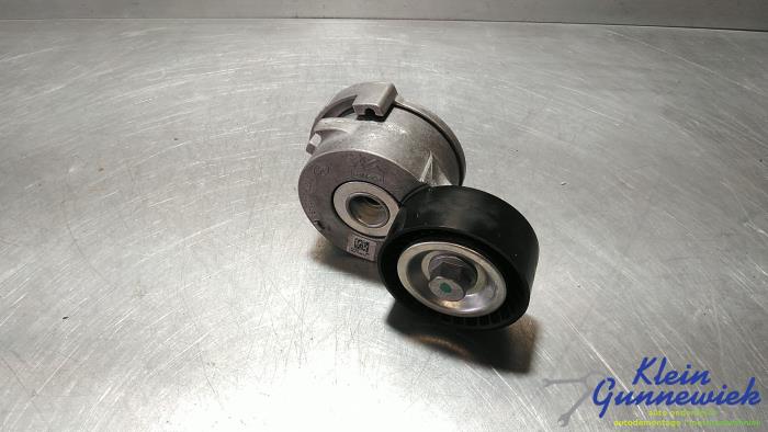 Gebruikte Spanrol Multiriem Ford Kuga Prijs € 25,00 Margeregeling aangeboden door Klein Gunnewiek Autodemontage & Motorentechniek