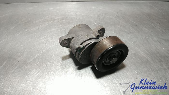 Gebruikte Spanrol Multiriem Opel Antara Prijs € 29,00 Margeregeling aangeboden door Klein Gunnewiek Autodemontage & Motorentechniek