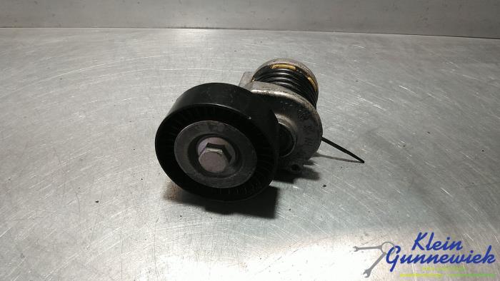 Gebruikte Spanrol Multiriem Audi A4 Prijs € 19,00 Margeregeling aangeboden door Klein Gunnewiek Autodemontage & Motorentechniek