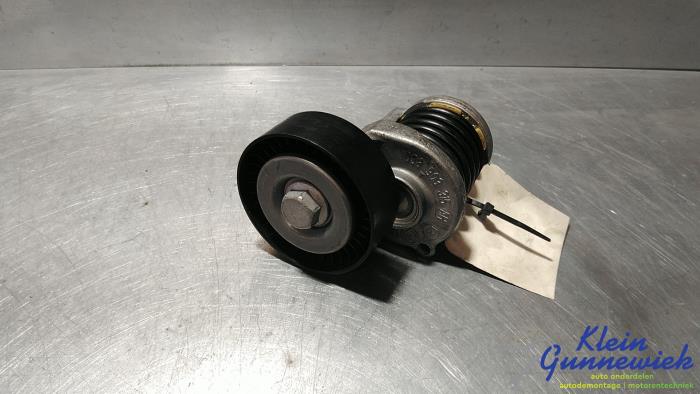 Gebruikte Spanrol Multiriem Audi A4 Prijs € 19,00 Margeregeling aangeboden door Klein Gunnewiek Autodemontage & Motorentechniek