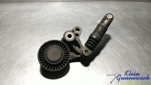 Gebruikte Spanrol Multiriem Audi Q7 Prijs € 35,00 Margeregeling aangeboden door Klein Gunnewiek Autodemontage & Motorentechniek