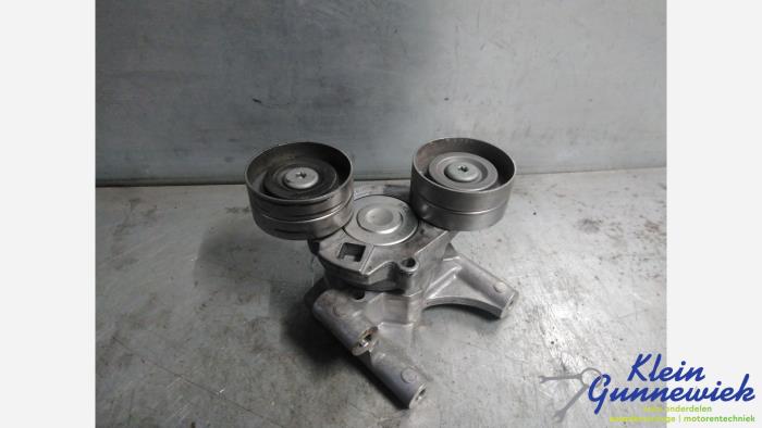 Gebruikte Spanrol Multiriem Ford Transit Prijs € 24,00 Margeregeling aangeboden door Klein Gunnewiek Autodemontage & Motorentechniek