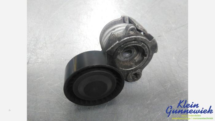 Gebruikte Spanrol Multiriem Opel Antara Prijs € 19,00 Margeregeling aangeboden door Klein Gunnewiek Autodemontage & Motorentechniek
