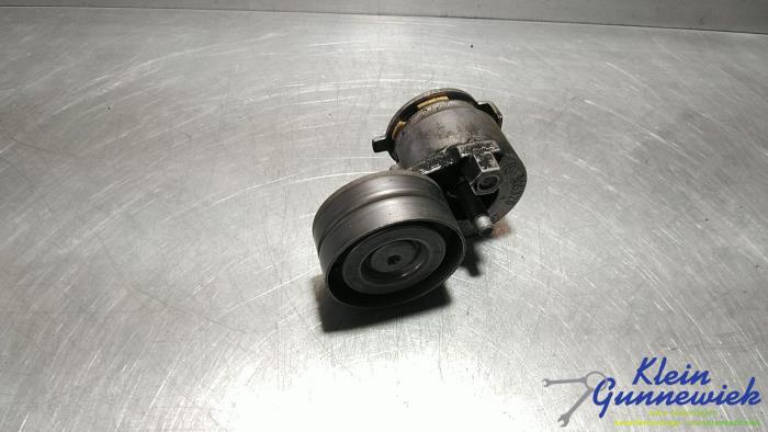 Gebruikte Spanrol Multiriem Renault Megane Prijs € 19,00 Margeregeling aangeboden door Klein Gunnewiek Autodemontage & Motorentechniek