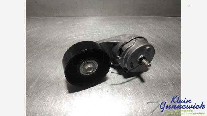 Nieuwe Spanrol Multiriem Opel Astra Prijs op aanvraag aangeboden door Klein Gunnewiek Autodemontage & Motorentechniek