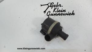 Gebruikte Waterpomp Opel Insignia Prijs op aanvraag aangeboden door Gebr.Klein Gunnewiek Ho.BV