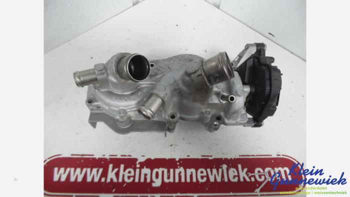 Gebruikte Waterpomp Volkswagen Passat Prijs € 115,00 Margeregeling aangeboden door Klein Gunnewiek Autodemontage & Motorentechniek